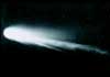 Классическая комета - комета Галлея  (15кб)